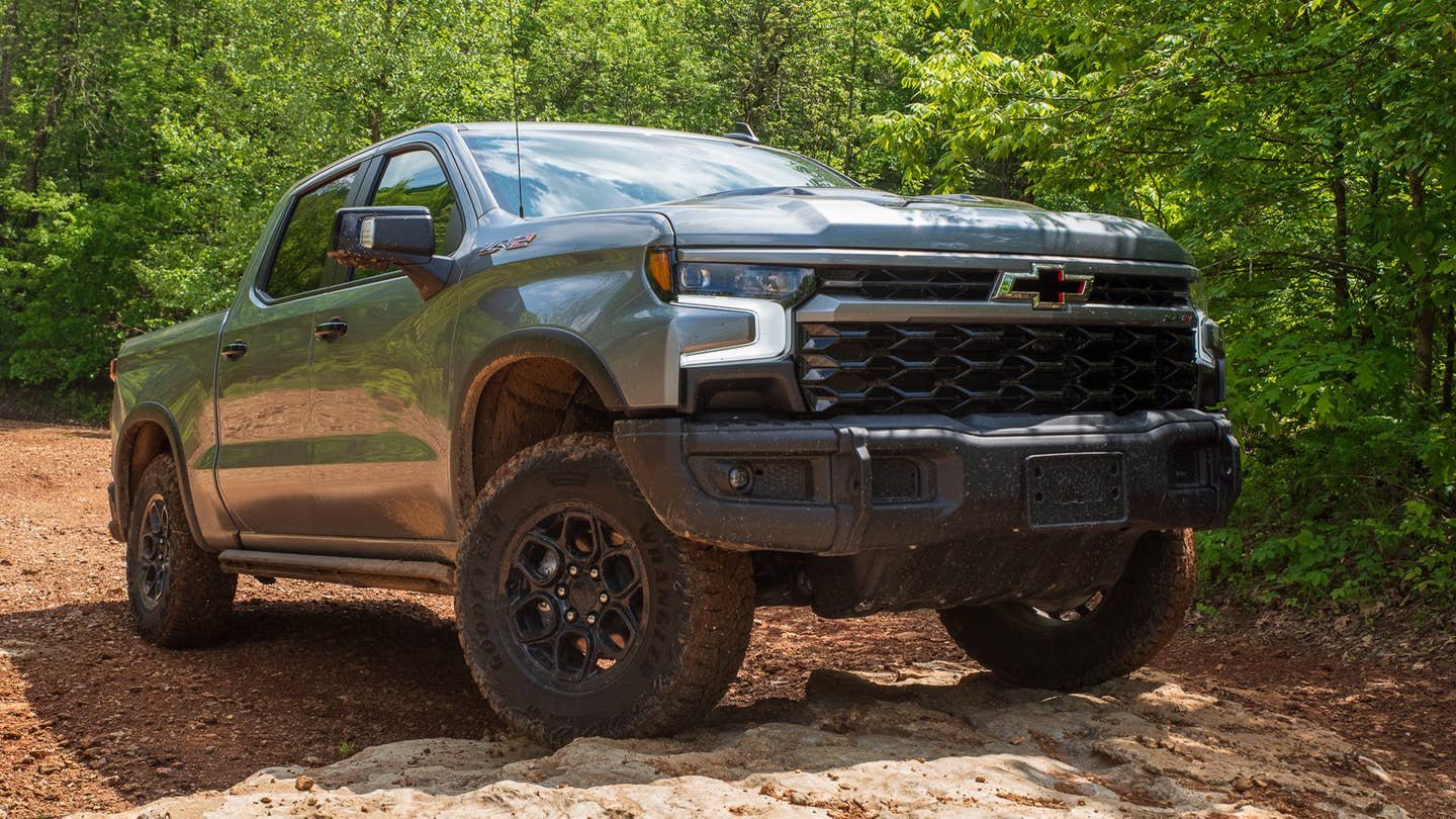 2023 Chevy Silverado ZR2 Bison Review: A Modern, Mighty 4×4 for People Who Hate Raptors